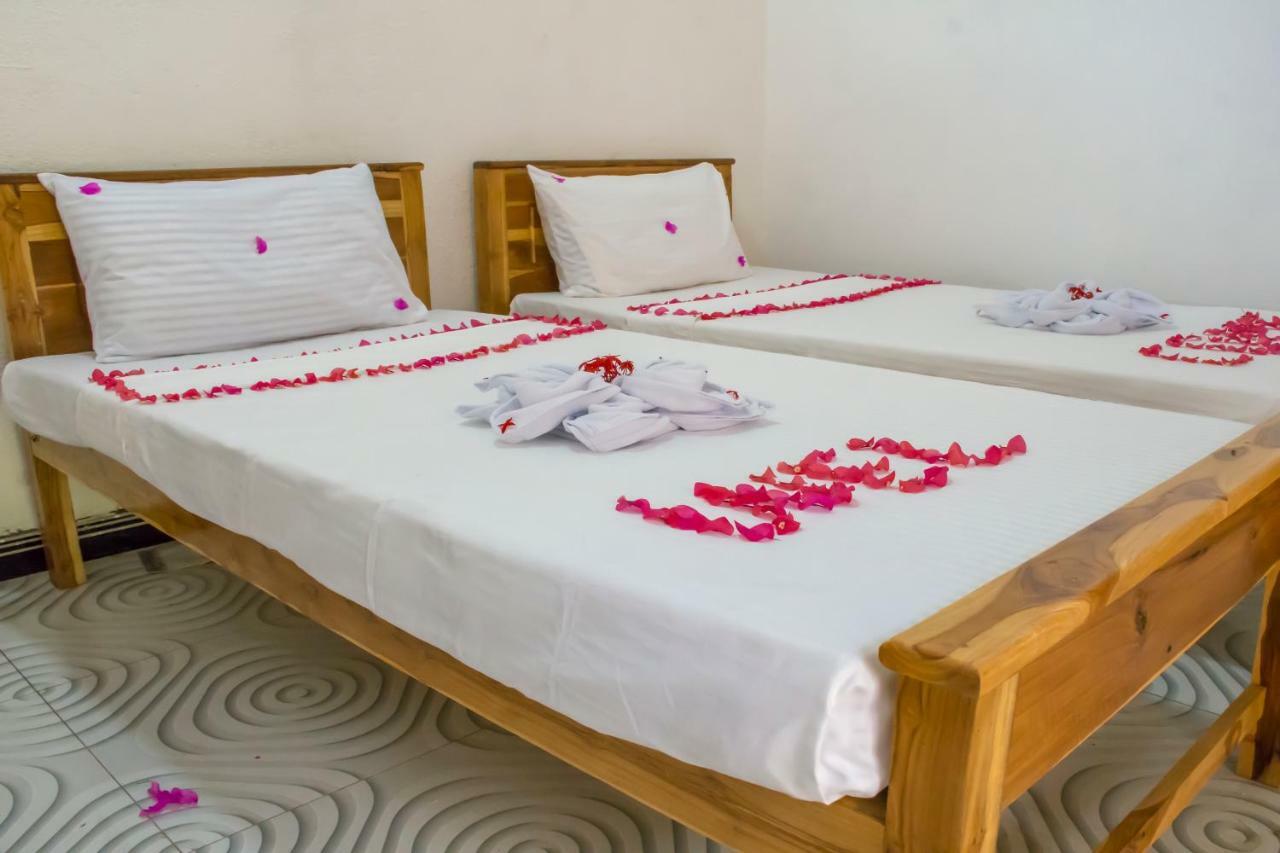 Beach Lagoon Parans Hotel Arugam Bay Exterior foto